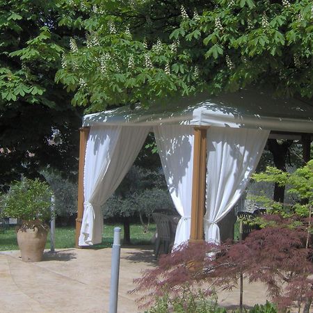 Albergo Ristorante Aquila سولتسانو المظهر الخارجي الصورة