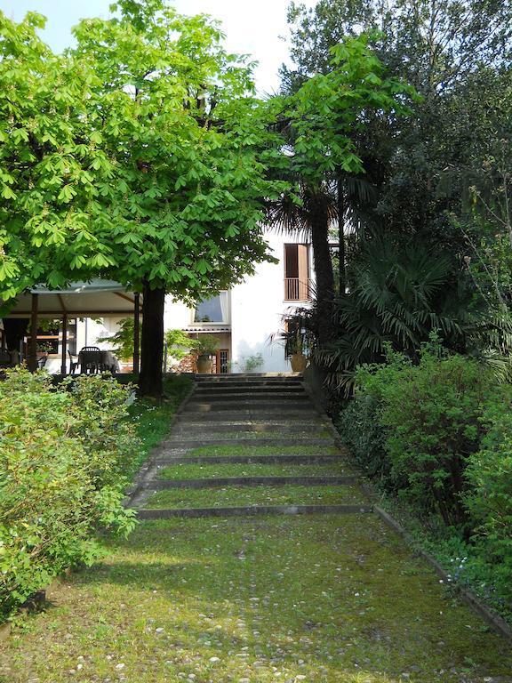 Albergo Ristorante Aquila سولتسانو المظهر الخارجي الصورة