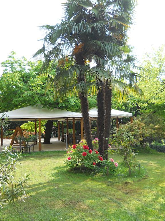 Albergo Ristorante Aquila سولتسانو المظهر الخارجي الصورة